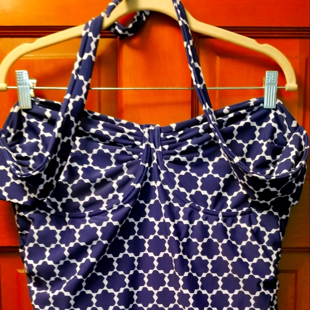 Old Navy swim suit